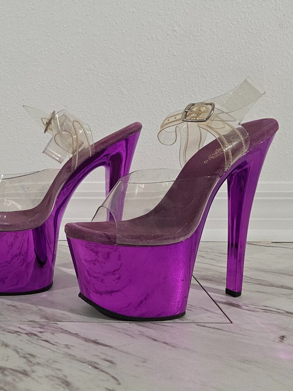 7 Inch Heel SKY-308 Clear Black Clear 10 / Clear